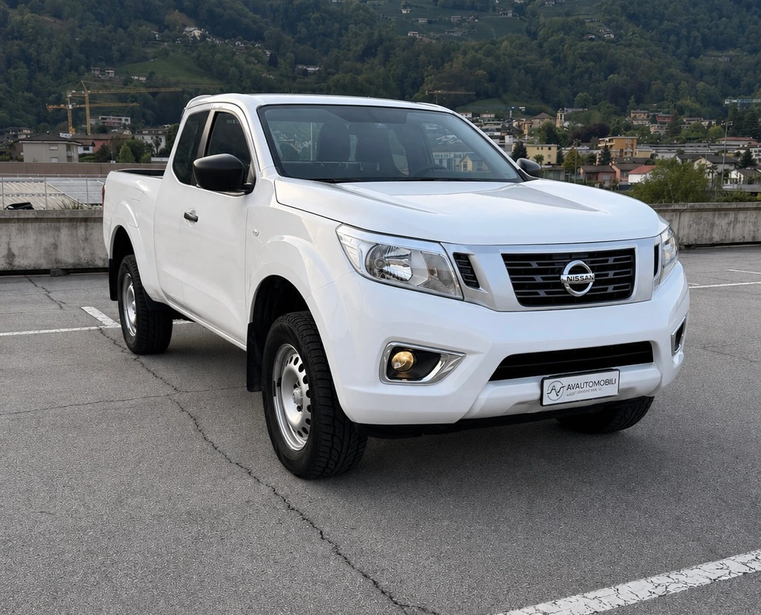 NISSAN Navara King Cab